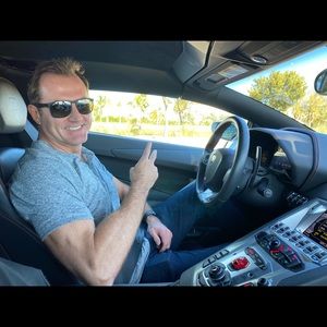 Meet your Posher, Brett